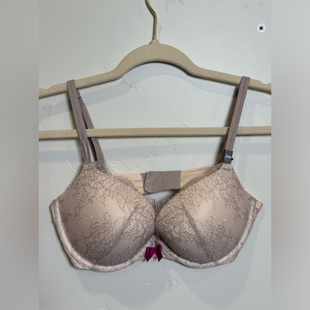NWT Victoria’s Secret Very Sexy Push-Up